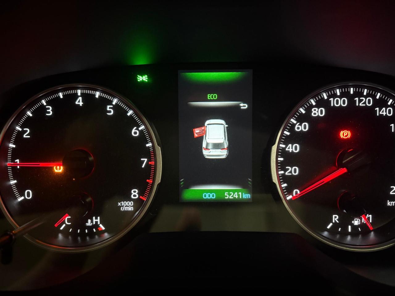 Toyota RAV4 - фото 2