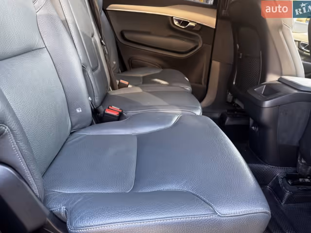 Audi A6 - фото 3