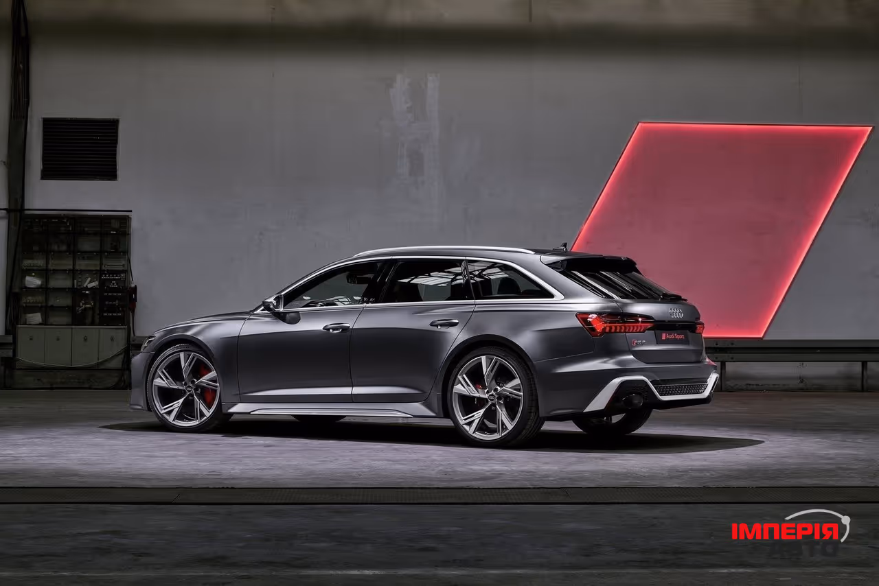 Audi A4 - фото 1