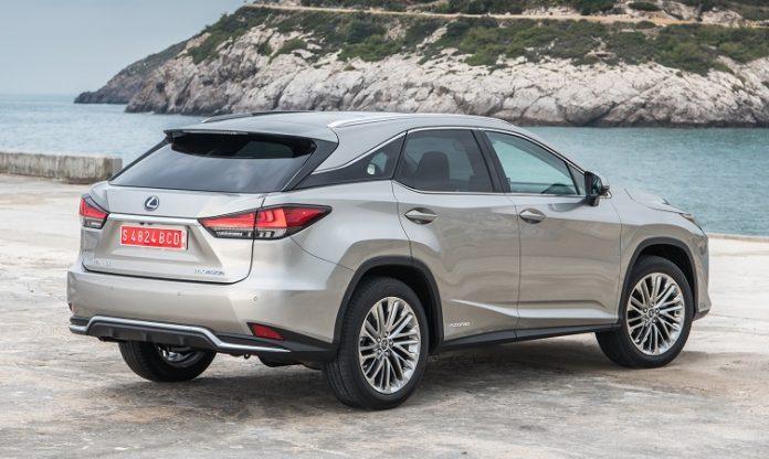 Lexus RX - фото 1