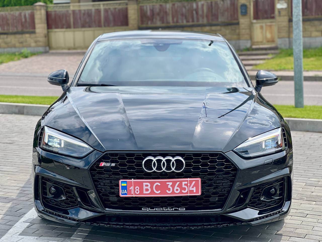 Audi RS 5 - фото 1