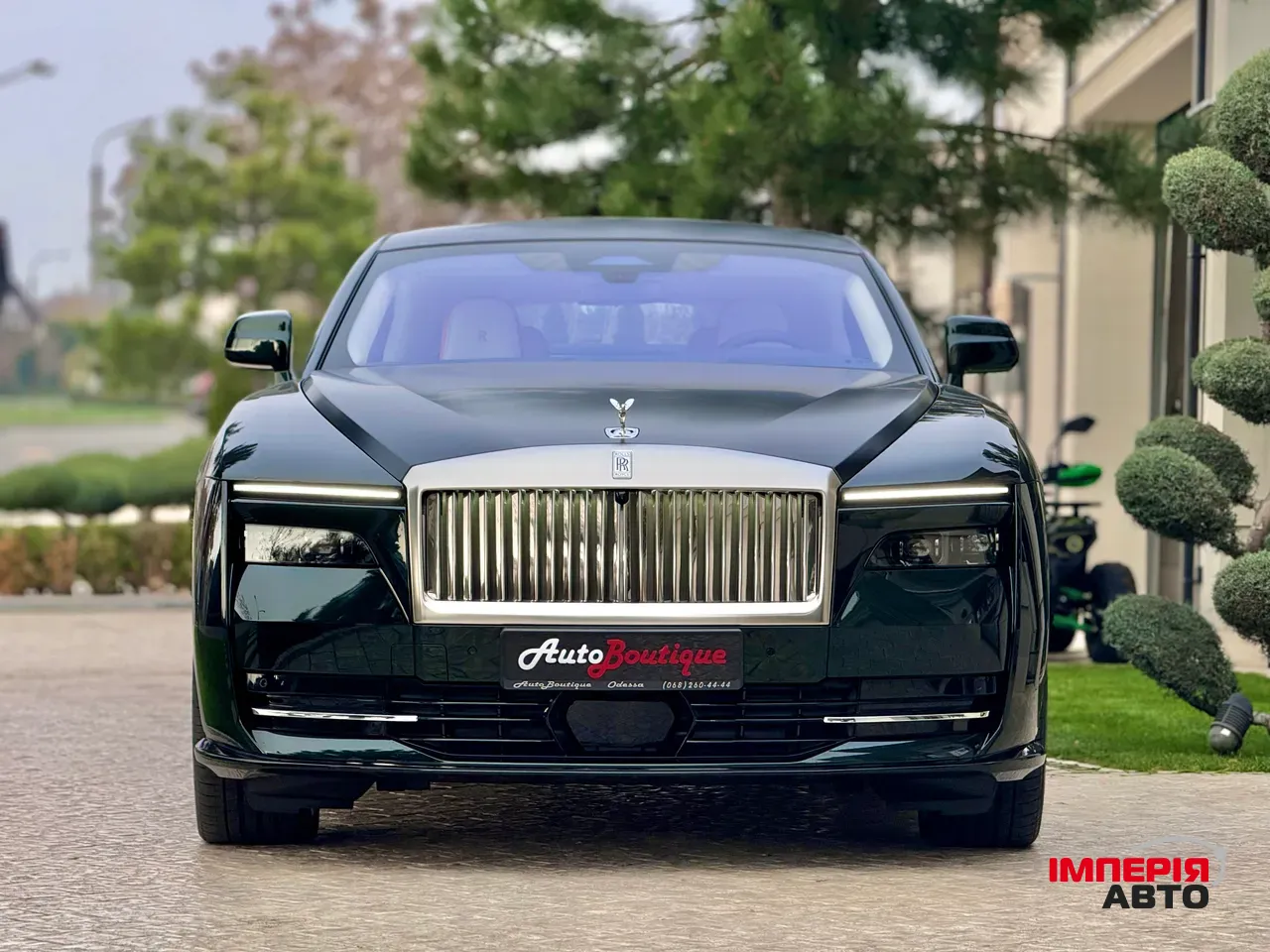Rolls-Royce Spectre - фото 2