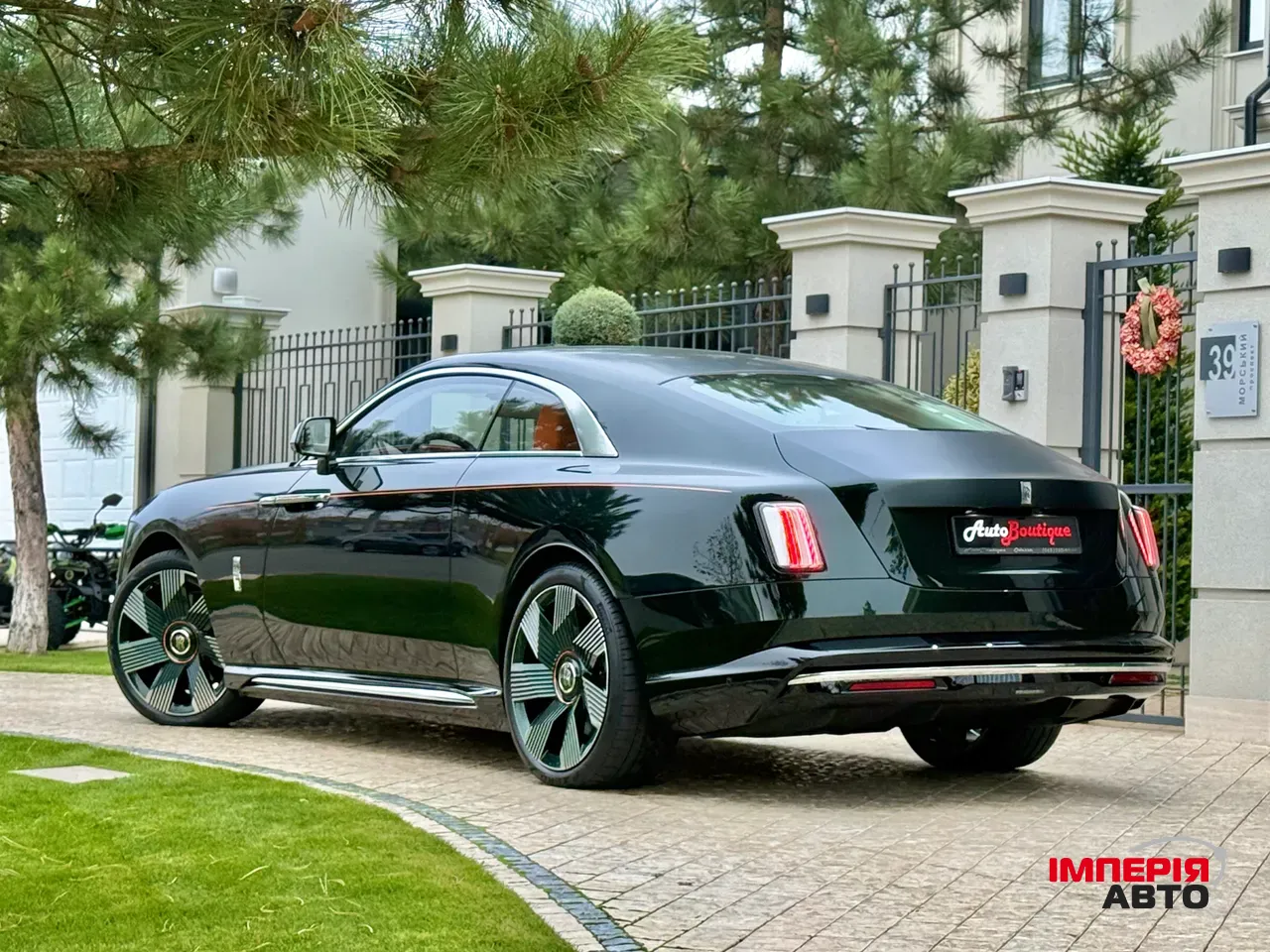 Rolls-Royce Spectre - фото 6