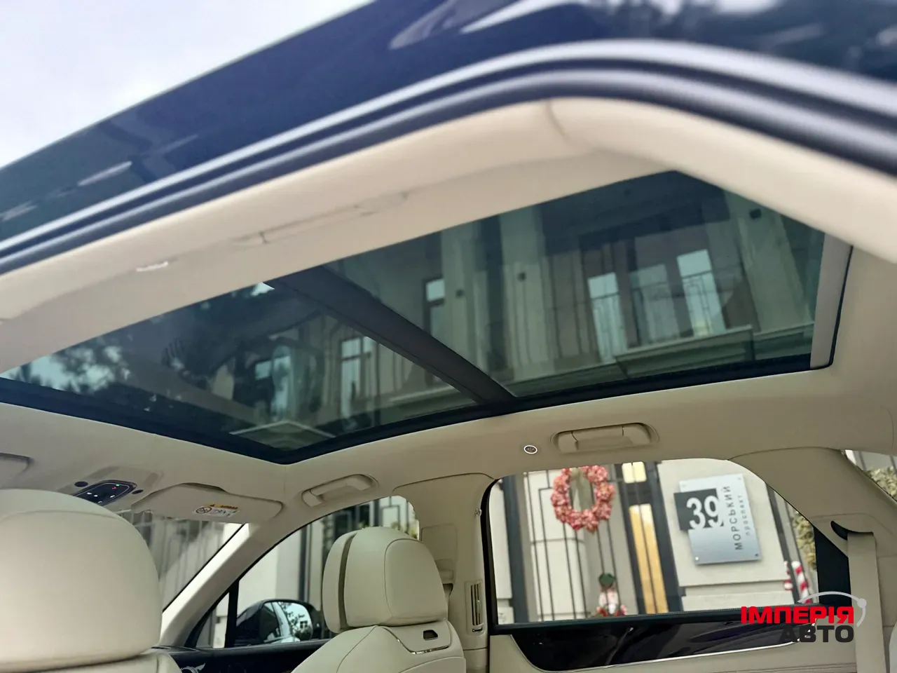 Bentley Bentayga - фото 47