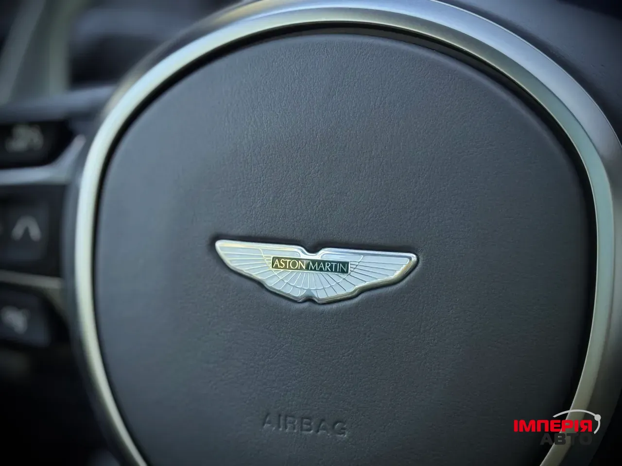 Aston Martin DBX - фото 52