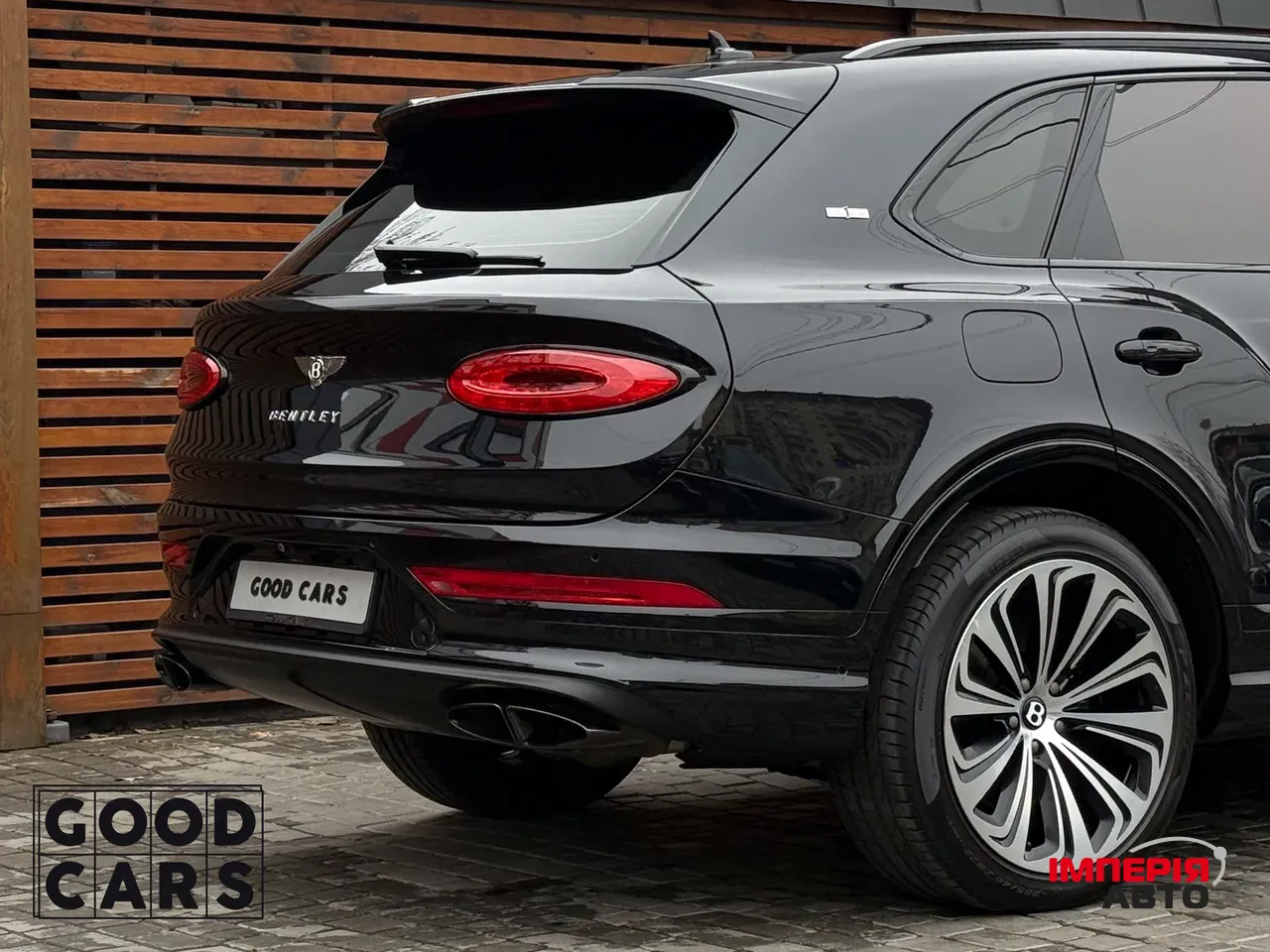 Bentley Bentayga - фото 15