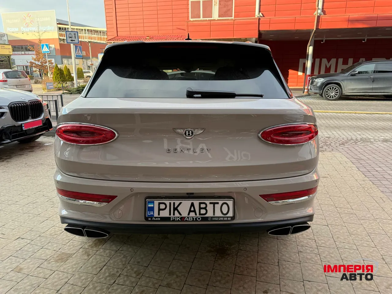 Bentley Bentayga - фото 8