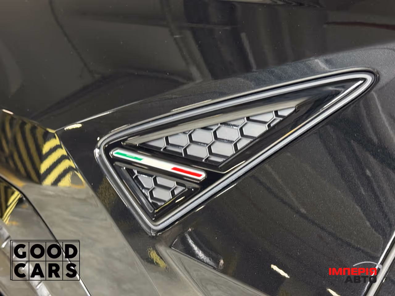 Lamborghini Urus - фото 20