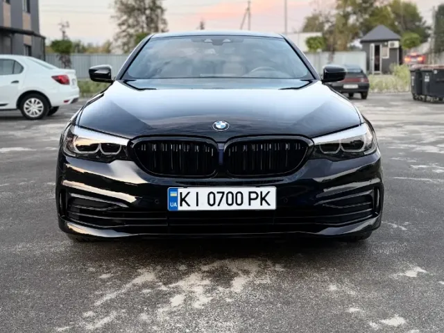 BMW 5 серии - фото 1